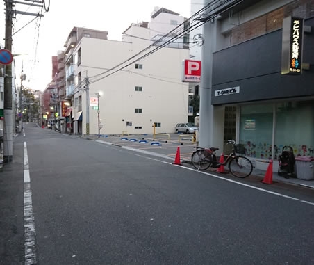 ホテル福寿前